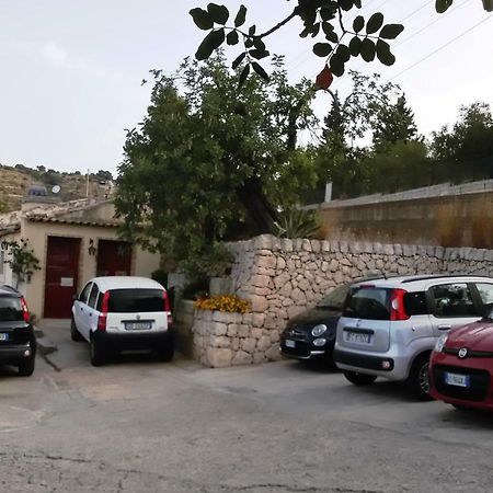 La Suma Sumalia Noto Exterior foto