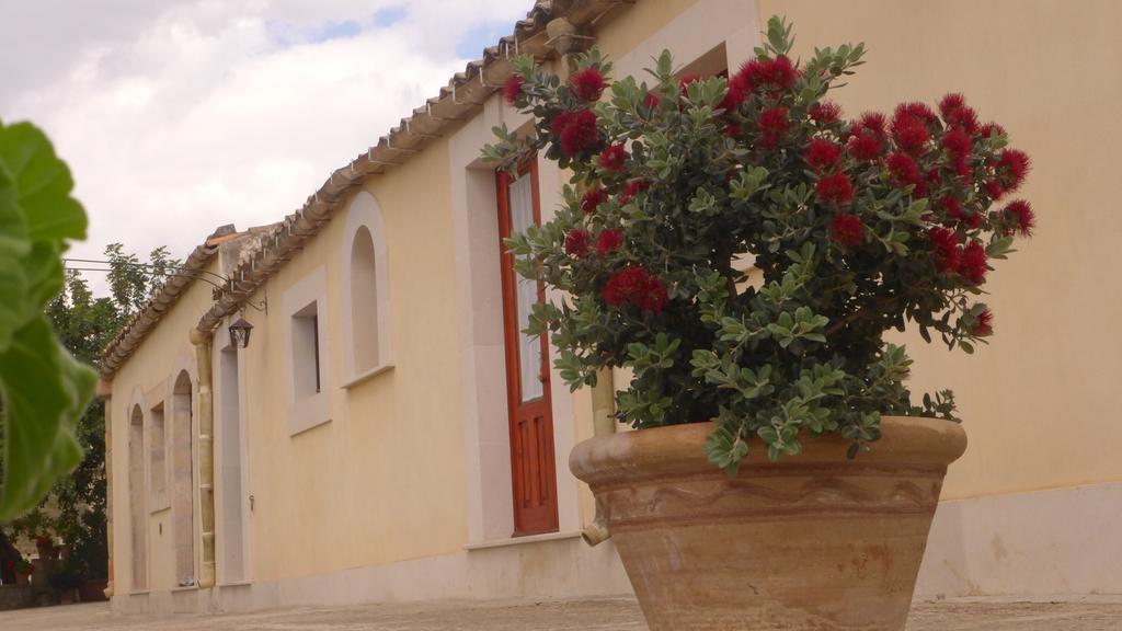 La Suma Sumalia Noto Exterior foto