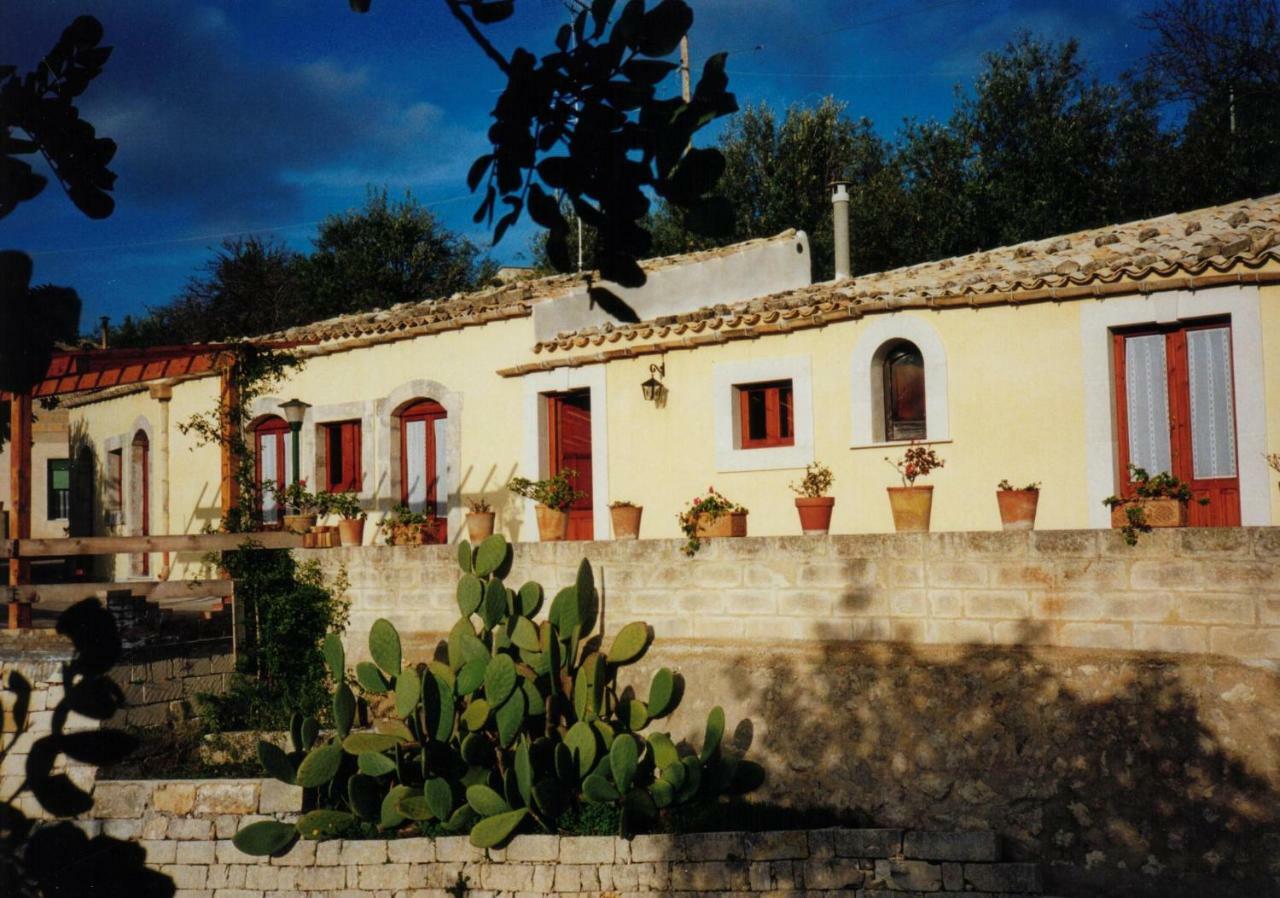 La Suma Sumalia Noto Exterior foto