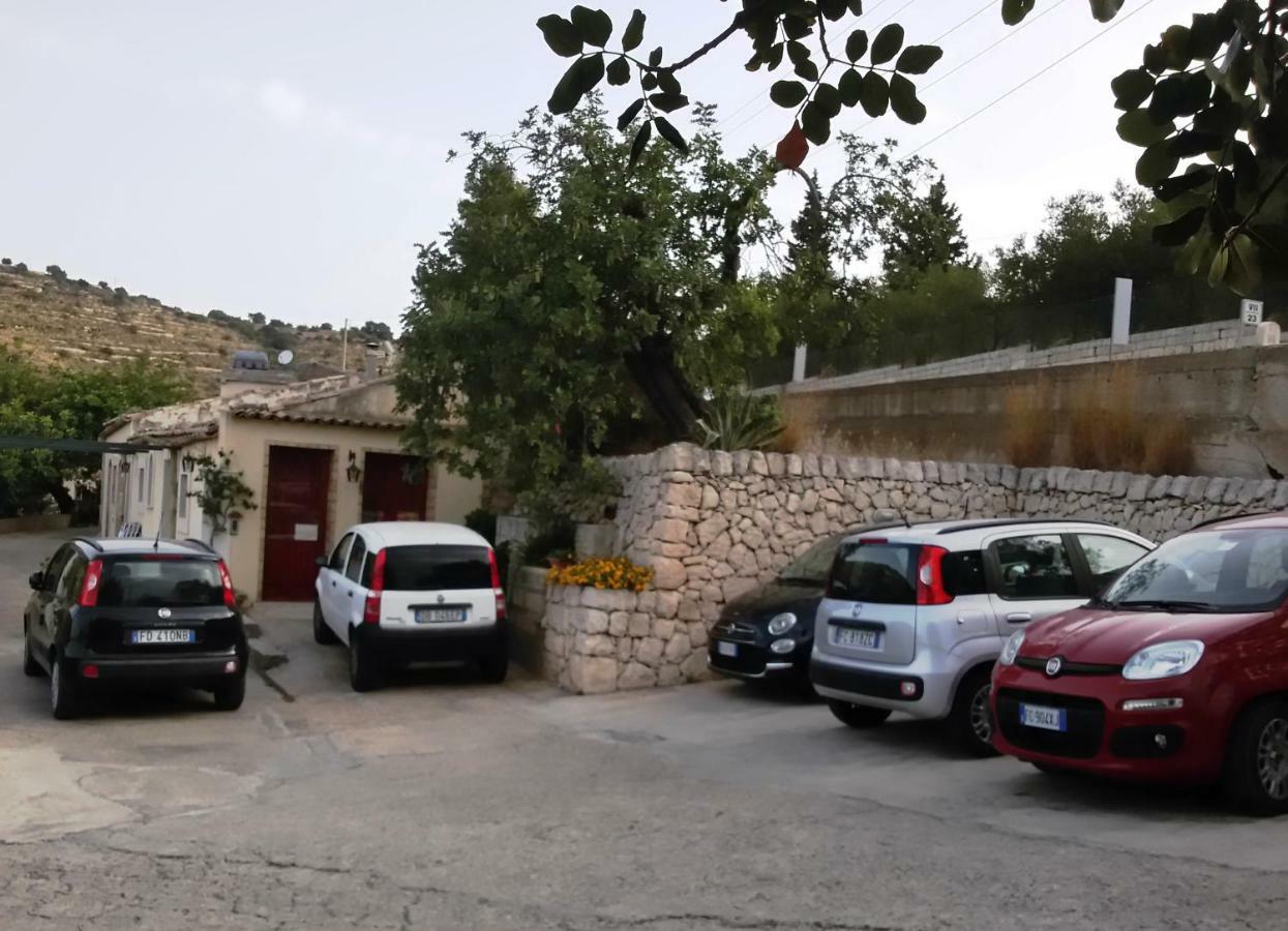 La Suma Sumalia Noto Exterior foto