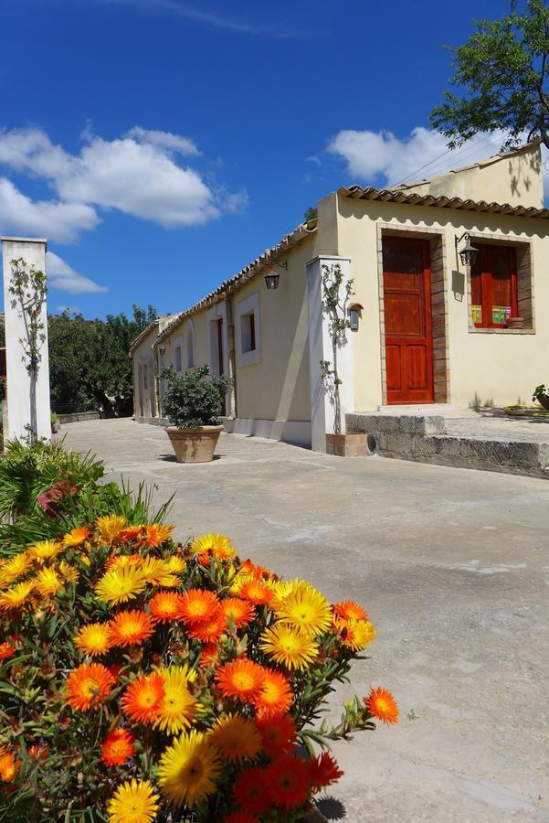 La Suma Sumalia Noto Exterior foto